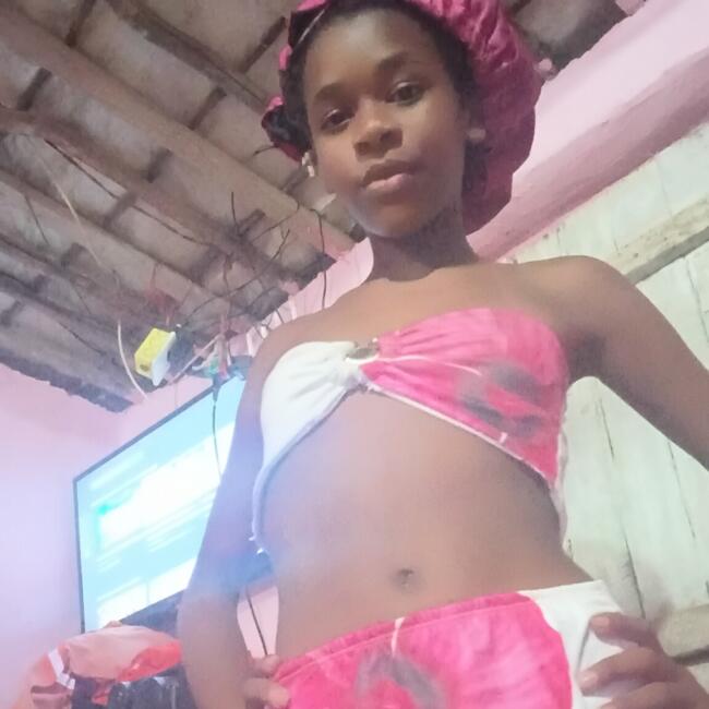 Babysitter in Tejucopapo: Monaliza