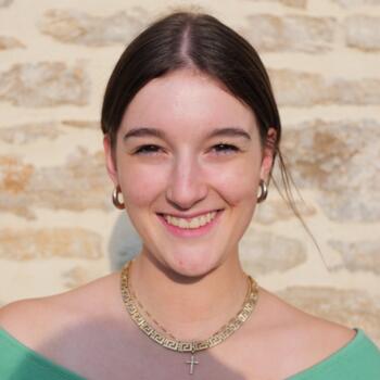 Babysitter in Lyon: Félicie