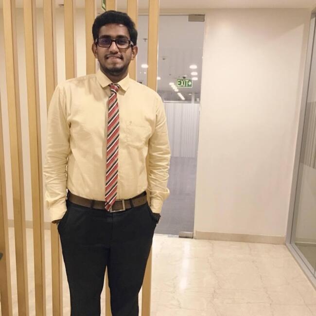 चेन्नई में बेबीसिटिंग की नौकरी: Vineeth