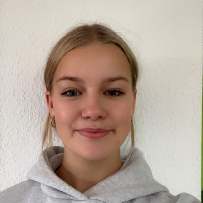 Babysitter in Würzburg: Hannah