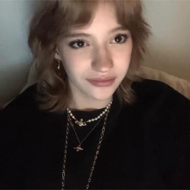 Babysitter in Montpellier: Alice