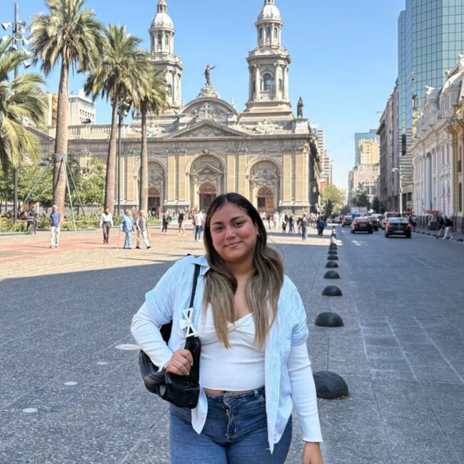 Babysitter in Lima: Audrey Fabiana