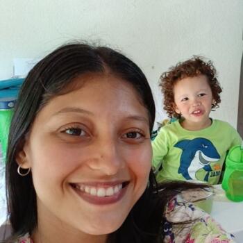 Babysitter San Rafael (Provincia de Cartago): Cilgian