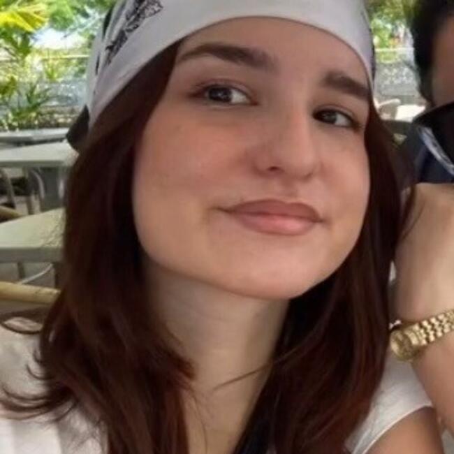 Babysitter in Santander: Maria Karla