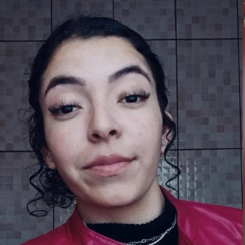 Babysitter in Guarapuava: Any Caroline