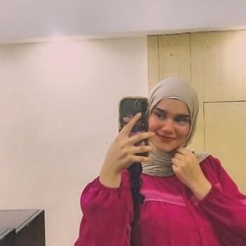 جليسة أطفال فاقوس: ندي قاسم