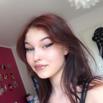 Babysitter in Remscheid: Celine