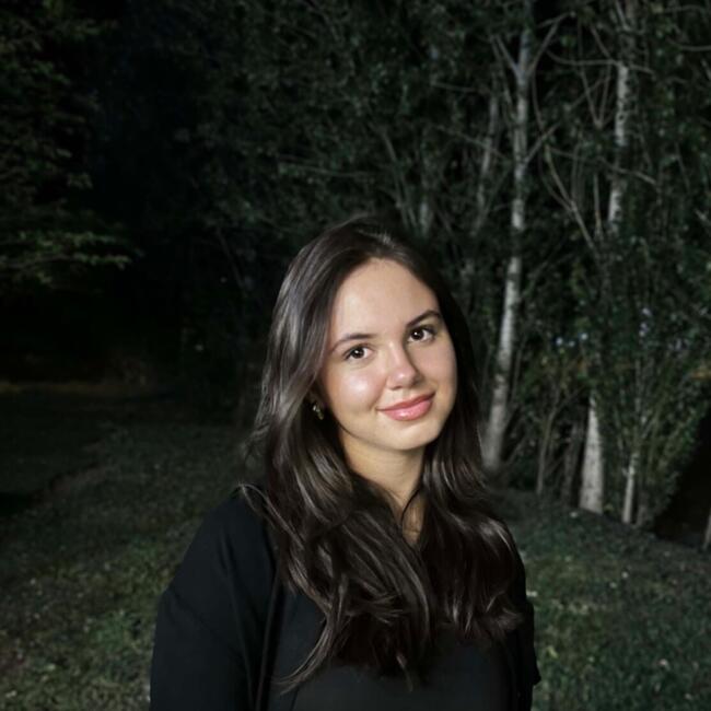 Babysitter in Septèmes-les-Vallons: Aylin