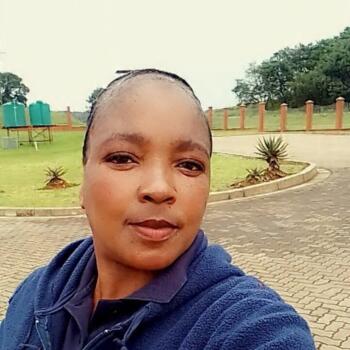 Babysitter in Newcastle: Balindile