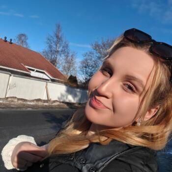 Babysitter Turku: Leea