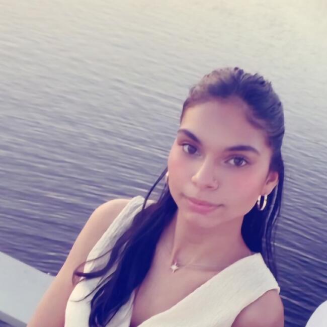 Babysitter in Montluçon: Djenifa