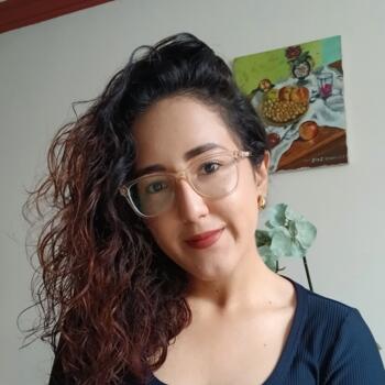 Canguro en Madrid: Nayeli Flores de Valgas