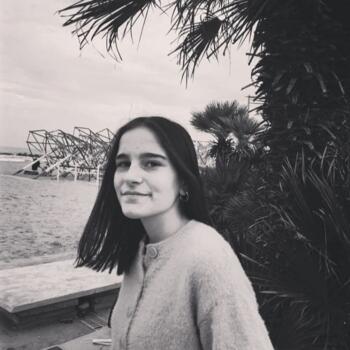 Babysitter in Pescara: Ester