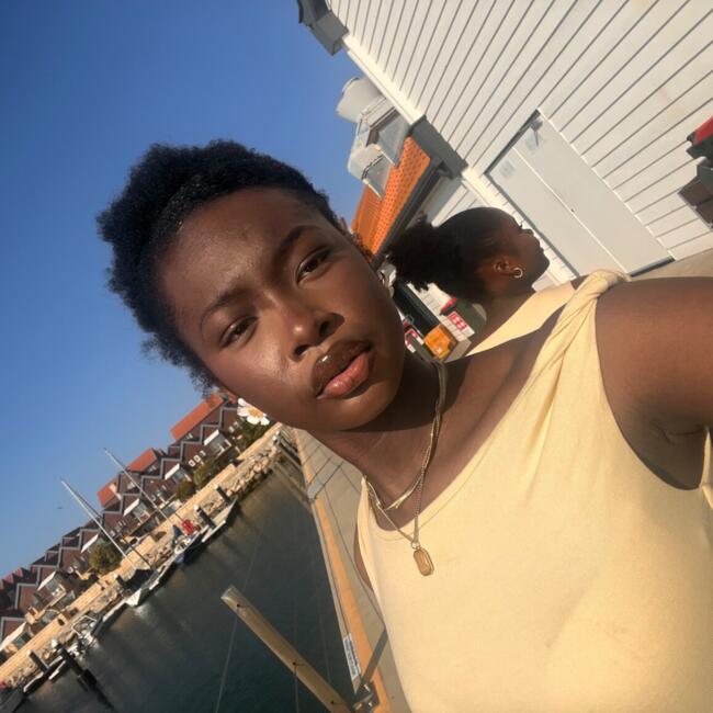 Babysitter in Perth: Teta