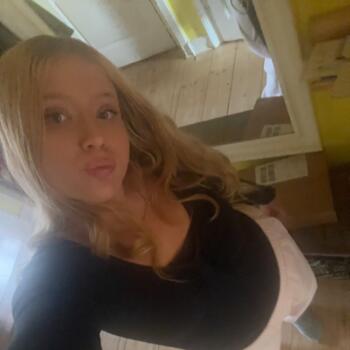 Babysitter in Offenbach am Main: Nela