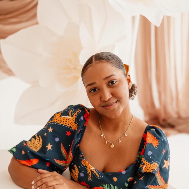 Babysitter in Canelinha: Marcela