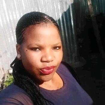 Babysitter Cape Town: Olwethu