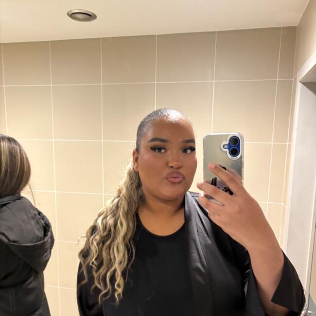 Babysitter in Charleroi: Aicha