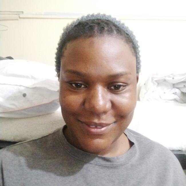 وظيفة جليسة أطفال في الدوحة: Namusisi