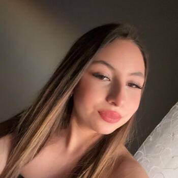 Babysitter in Bordeaux: Dara