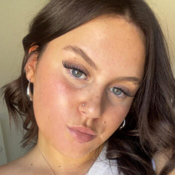 Baby-sitter in Hobart: Lilie