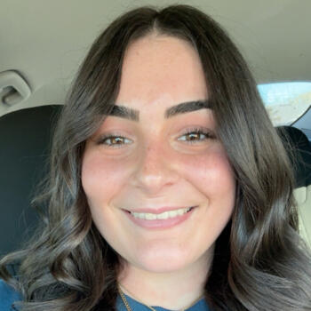 Babysitter in Tampa: Makayla