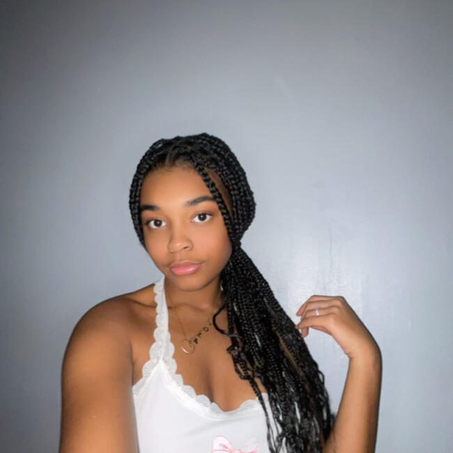 Babysitter in Marseille: Saloua