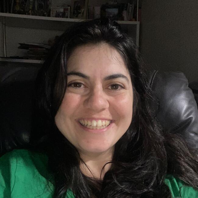 Babysitter in Gold Coast: Gulseren