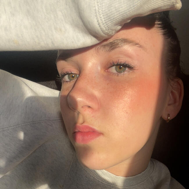 Babysitter in Montfort-sur-Meu: Léane