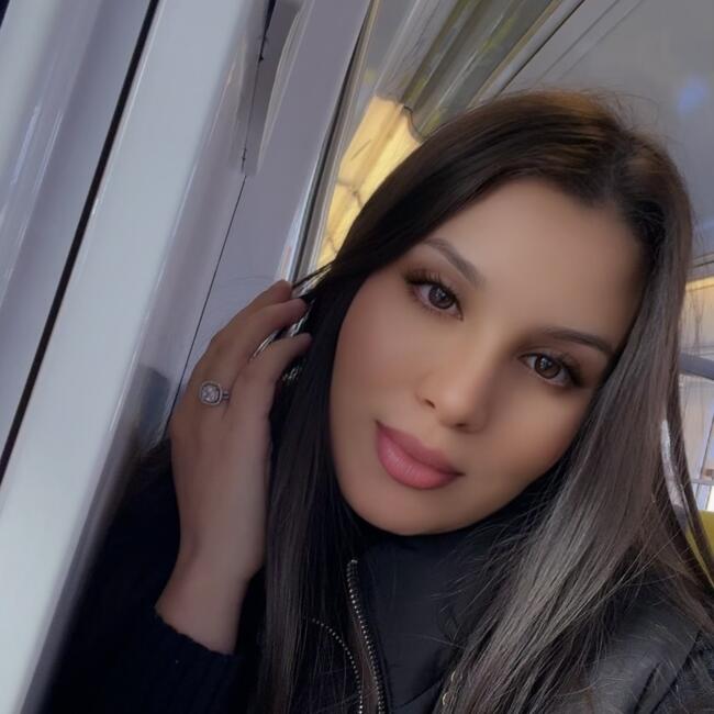 Nanny in Vaujours: Amina