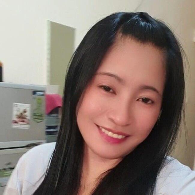 Babysitting job in Ajman: Susana