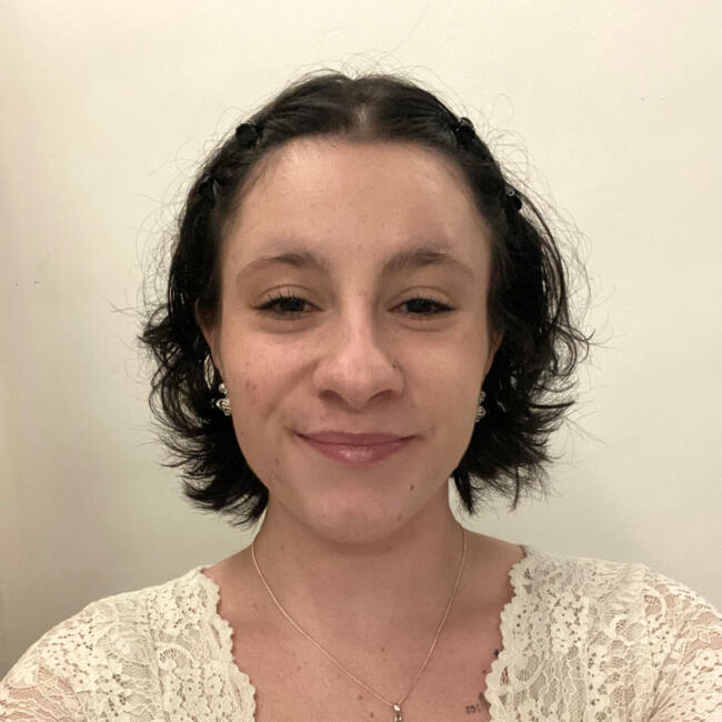 Babysitter in Chemillé-Melay: Kiara