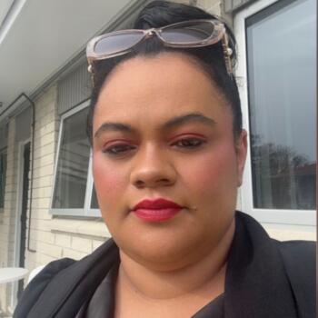 Babysitter in Central Coast: Katherine