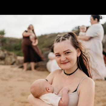 Babysitter in Giru: Hayley