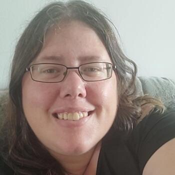 Babysitter in New Plymouth: Kelly