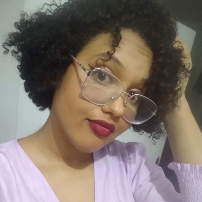 Emprego de babá em Salvador: Diana