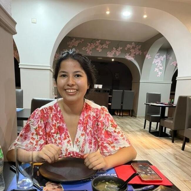 Babysitter in Namür: Kiara