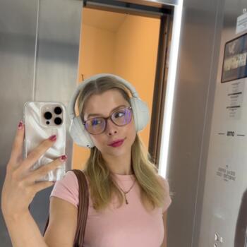 Babysitter in Louvain: Emily