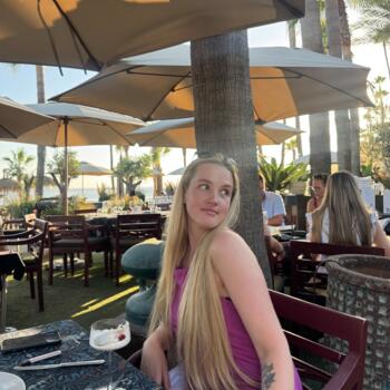 Limasol bölgesinde bebek bakıcılığı işi: Bebek bakıcısı iş ilanı Ingrida