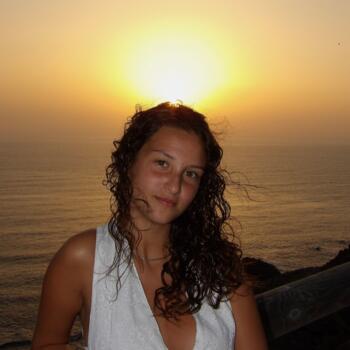 Babysitter em Loures: Ariana