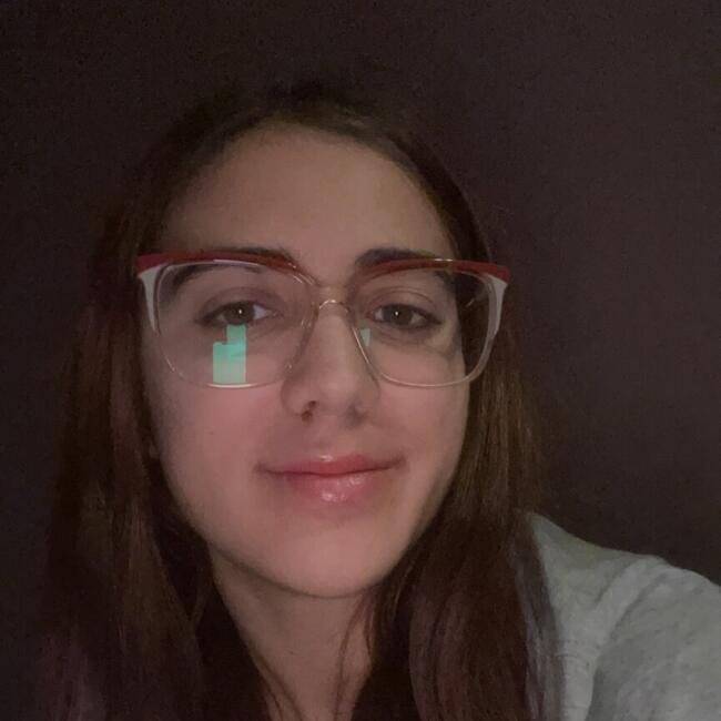 Babysitter in Moita: Daniela