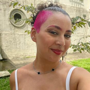 Babá em São Paulo: Elaine