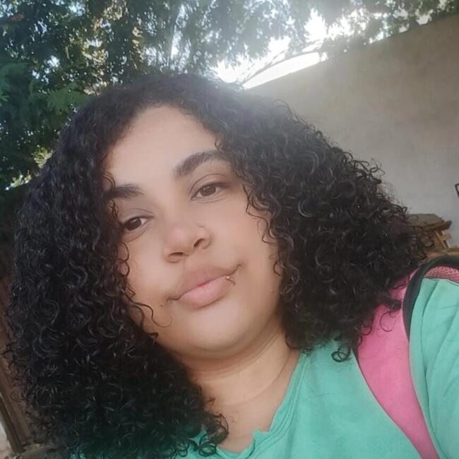 Babysitter in Maringá: Bruna Santos