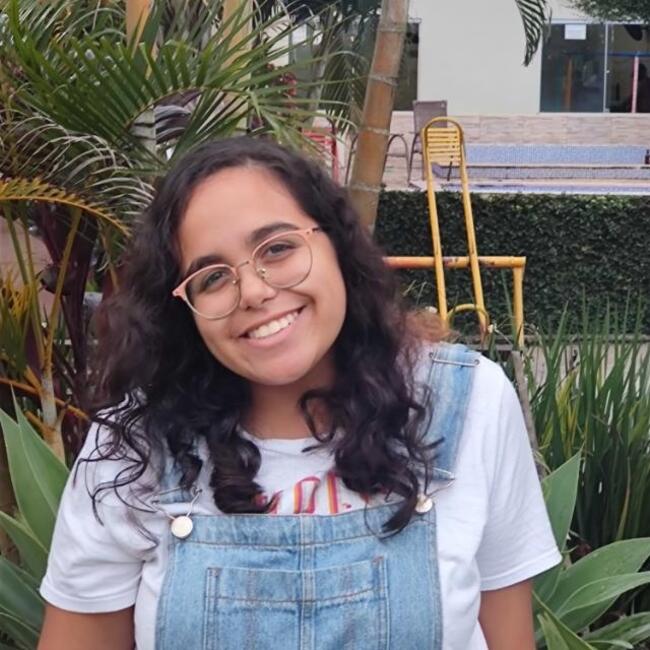 Babysitter in Guaratinguetá: Maria Eduarda Santos de Olivei