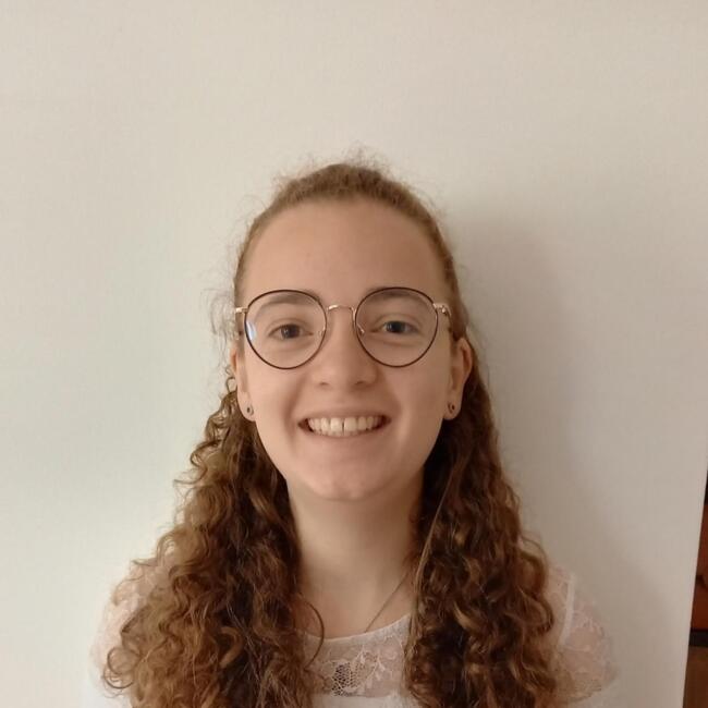 Babysitter in Meylan: Mathilde