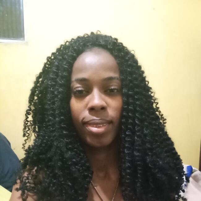 Babysitter in Salvador: Mariana