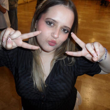 Babysitter in Marcilly-sur-Tille: Eve