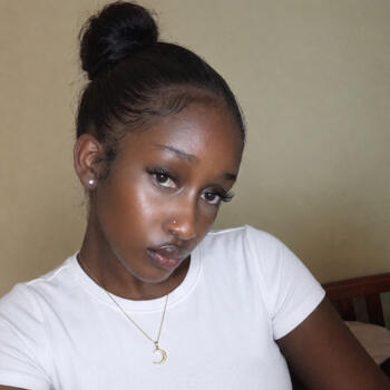 Babysitter in Nairobi: Stacy