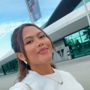 Babysitter in Luik: Roela