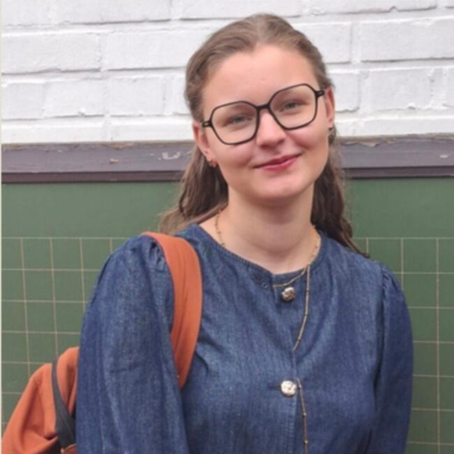 Babysitter in Fleurus: Emma